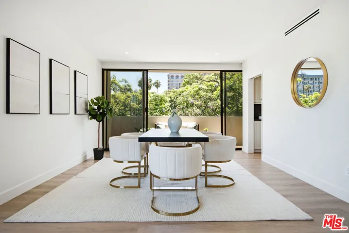 325 N Oakhurst Drive 405, Beverly Hills, California 90210