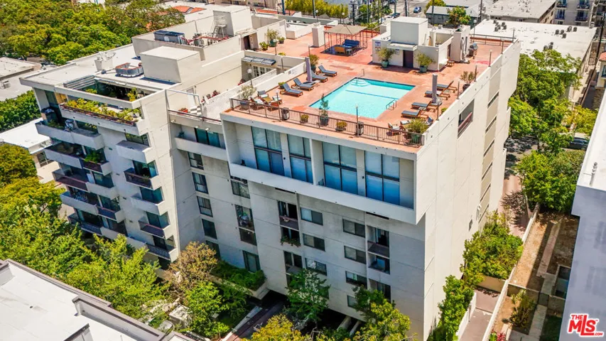 325 N Oakhurst Drive 405, Beverly Hills, California 90210