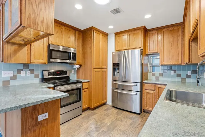 4914 Verde Drive, Oceanside, California 92057