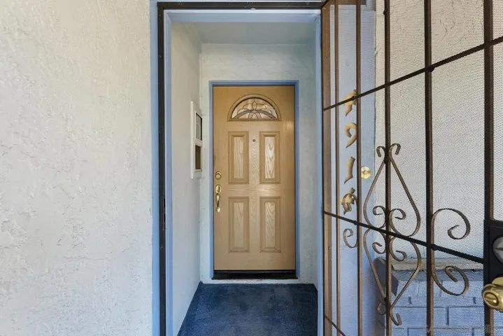 4914 Verde Drive, Oceanside, California 92057