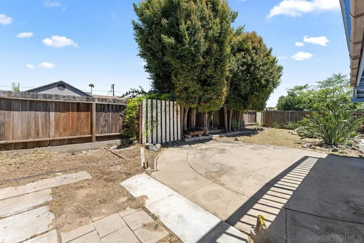 4914 Verde Drive, Oceanside, California 92057