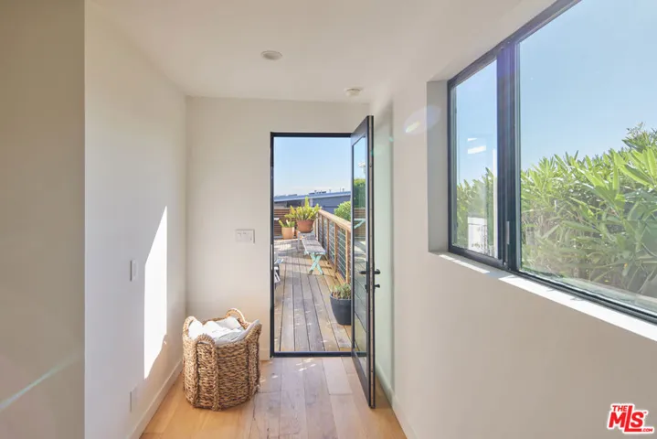 29500 Heathercliff Rd 225, Malibu, California 90265