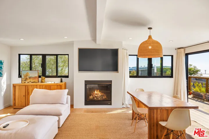 29500 Heathercliff Rd 225, Malibu, California 90265