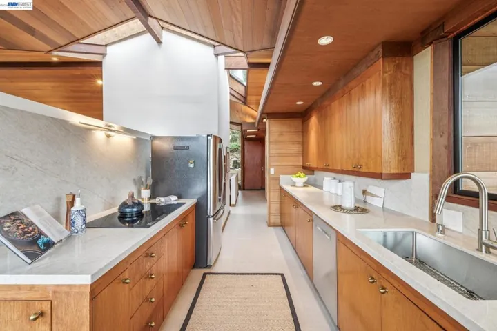 760 Wildcat Canyon Road, Berkeley, California 94708