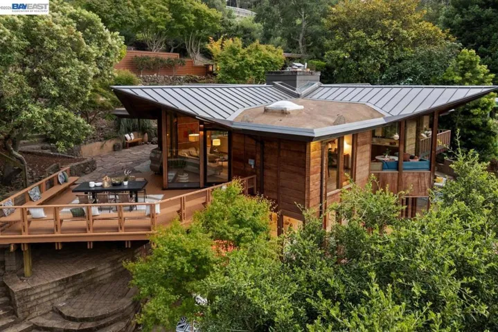 760 Wildcat Canyon Road, Berkeley, California 94708
