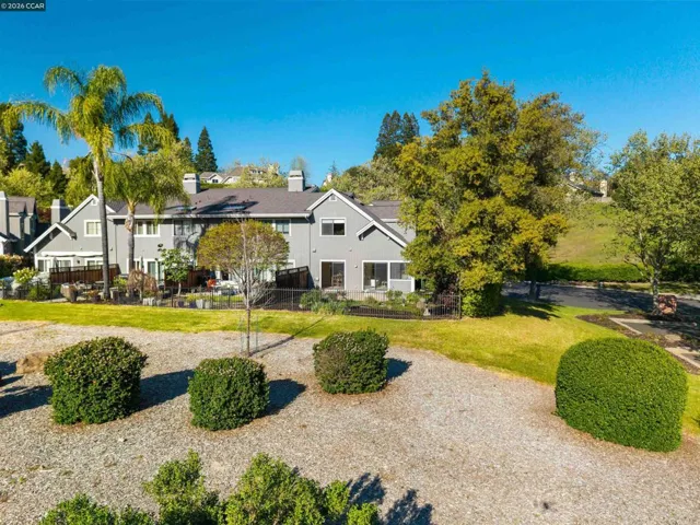 360 S Eagle Nest Lane, Danville, California 94506