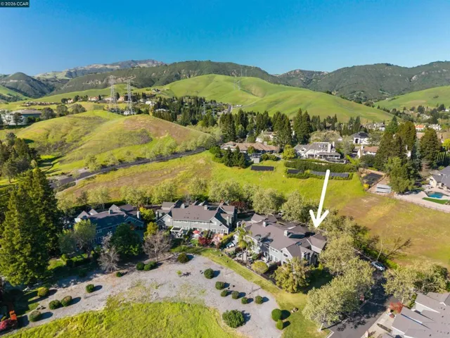 360 S Eagle Nest Lane, Danville, California 94506