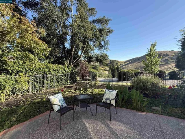 360 S Eagle Nest Lane, Danville, California 94506