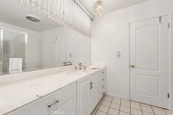 8348 Jason Avenue, West Hills, California 91304