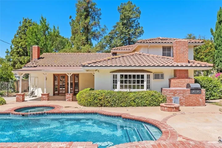 8348 Jason Avenue, West Hills, California 91304