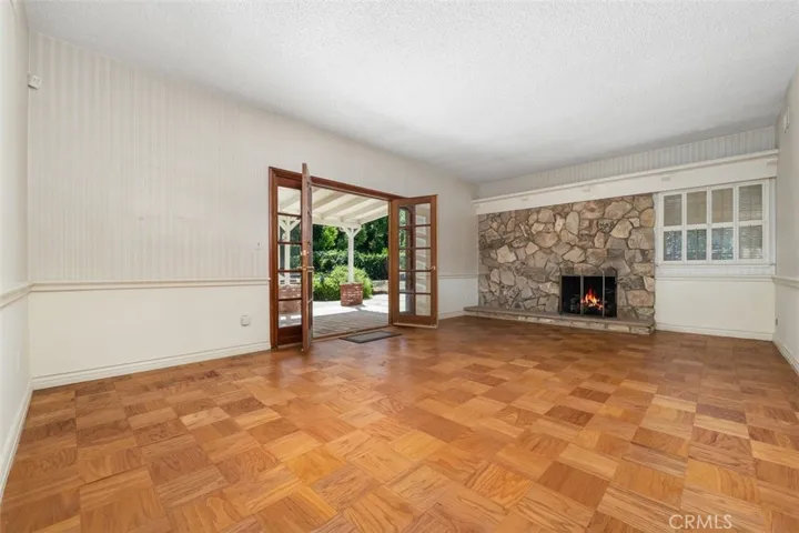 8348 Jason Avenue, West Hills, California 91304