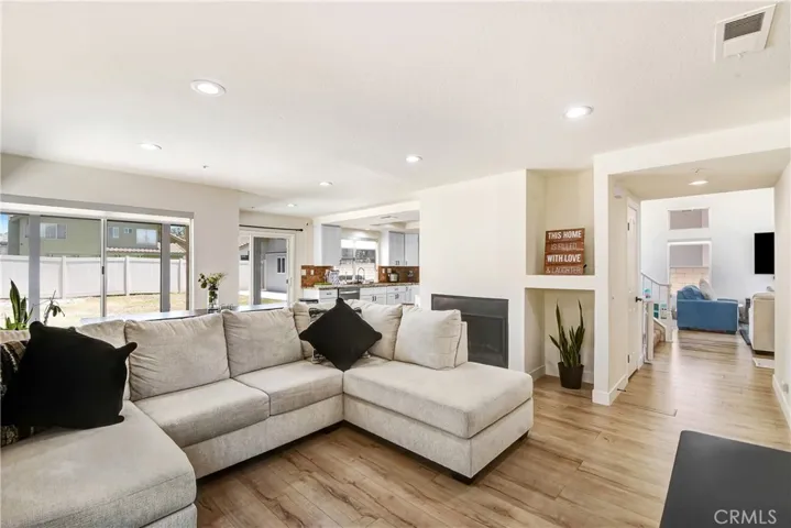 6523 Blanchard Avenue, Fontana, California 92336