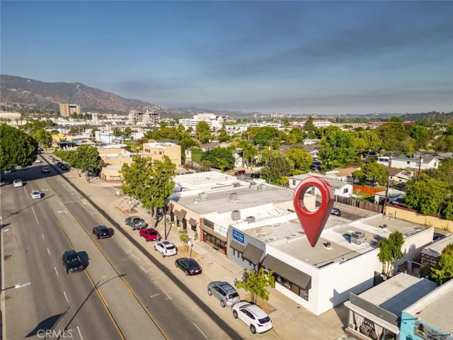 1114 W Magnolia Boulevard, Burbank, California 91506