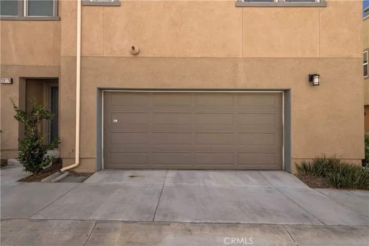 12827 Watt Lane E, Sylmar, California 91342