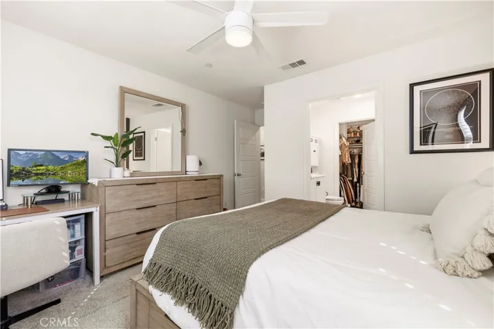 12827 Watt Lane E, Sylmar, California 91342