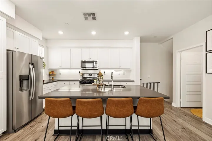 12827 Watt Lane E, Sylmar, California 91342