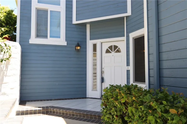 2730 Point Del Mar, Corona Del Mar, California 92625