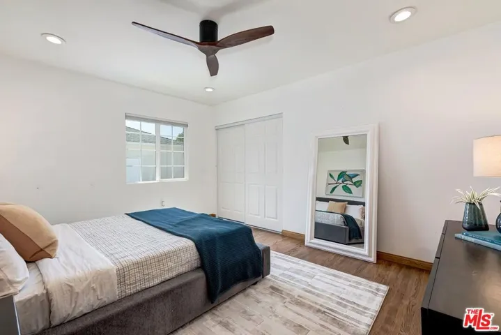 11305 Segrell Way, Culver City, California 90230