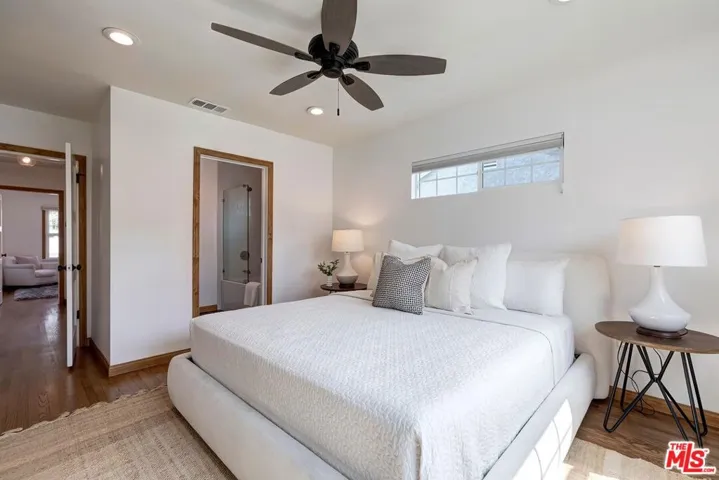 11305 Segrell Way, Culver City, California 90230