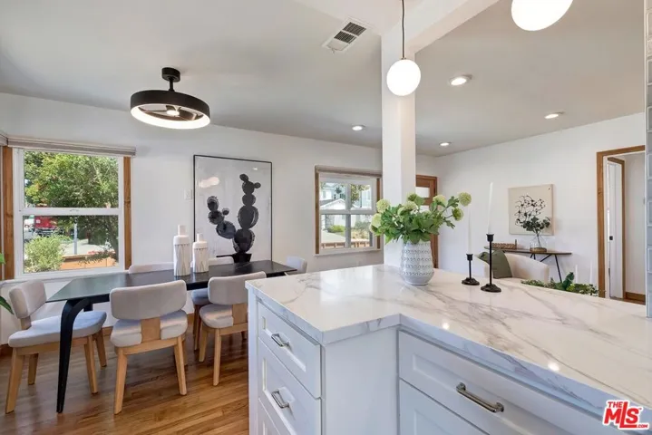11305 Segrell Way, Culver City, California 90230