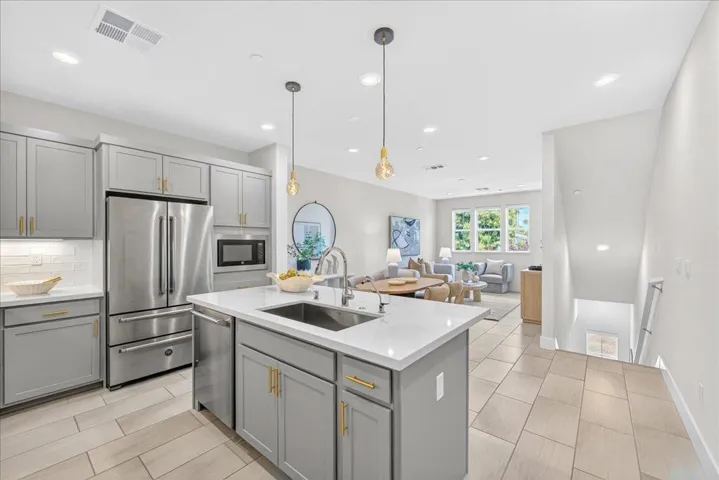 1340 Civic Center Drive 4, Santa Clara, California 95050