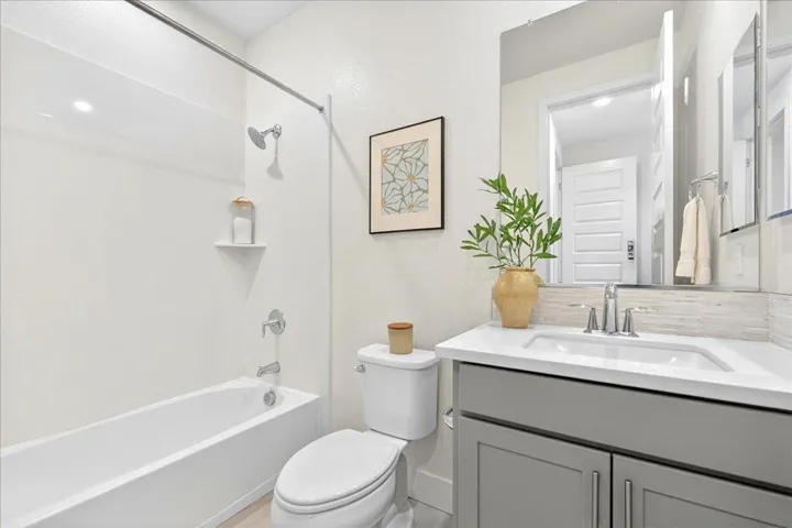 1340 Civic Center Drive 4, Santa Clara, California 95050