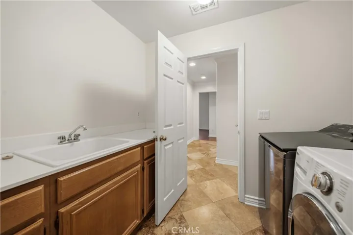 40949 Knoll Drive, Palmdale, California 93551