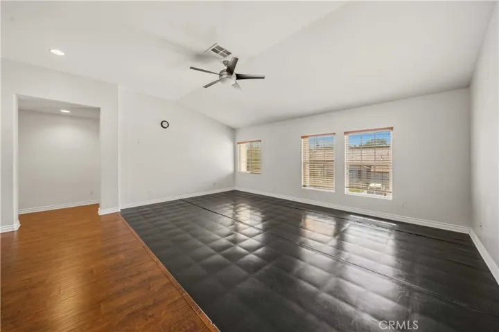 40949 Knoll Drive, Palmdale, California 93551