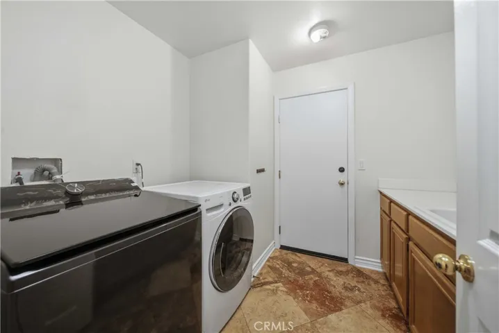 40949 Knoll Drive, Palmdale, California 93551