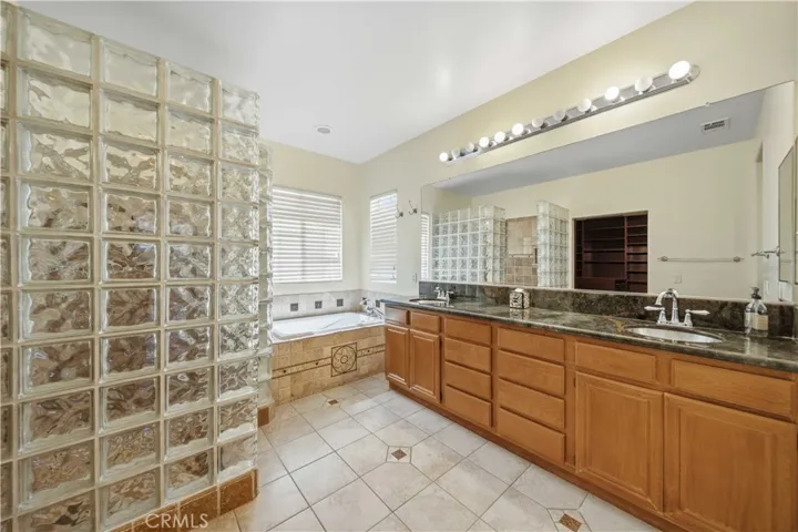40949 Knoll Drive, Palmdale, California 93551