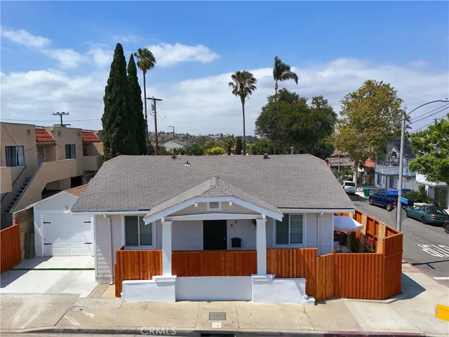4037 E 7th Street, Long Beach, California 90804