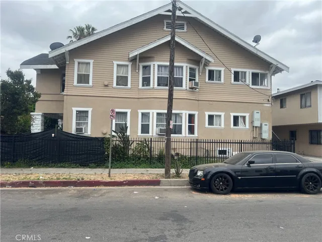 4301 Woodlawn, Los Angeles, California 90011