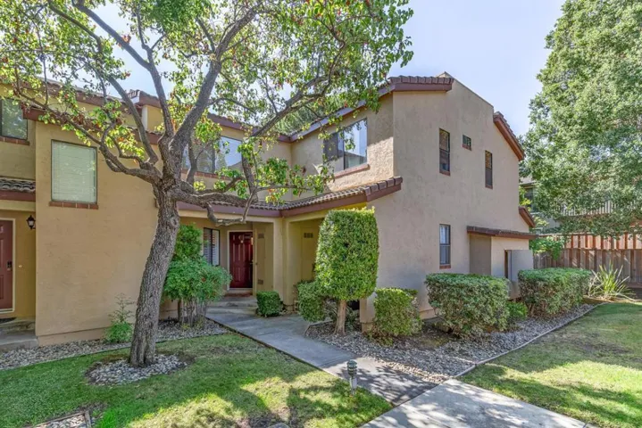 227 Ada Avenue M, Mountain View, California 94043