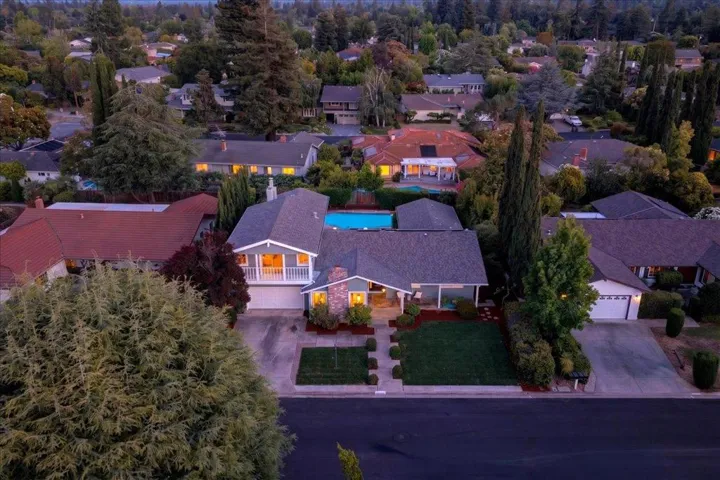 19798 Colby Court, Saratoga, California 95070