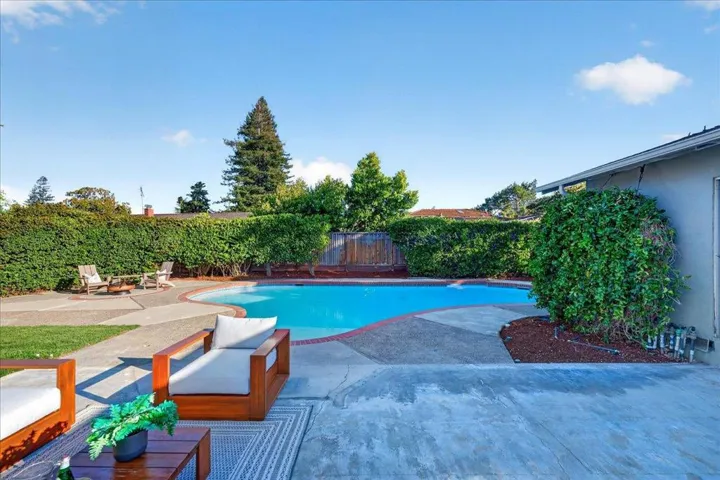 19798 Colby Court, Saratoga, California 95070