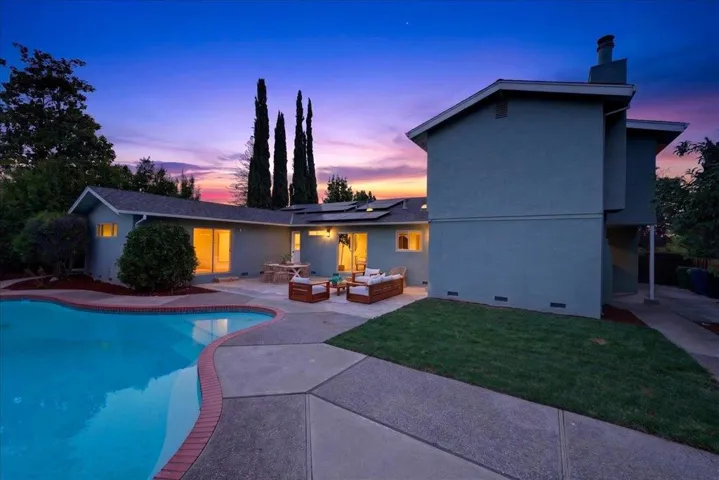 19798 Colby Court, Saratoga, California 95070