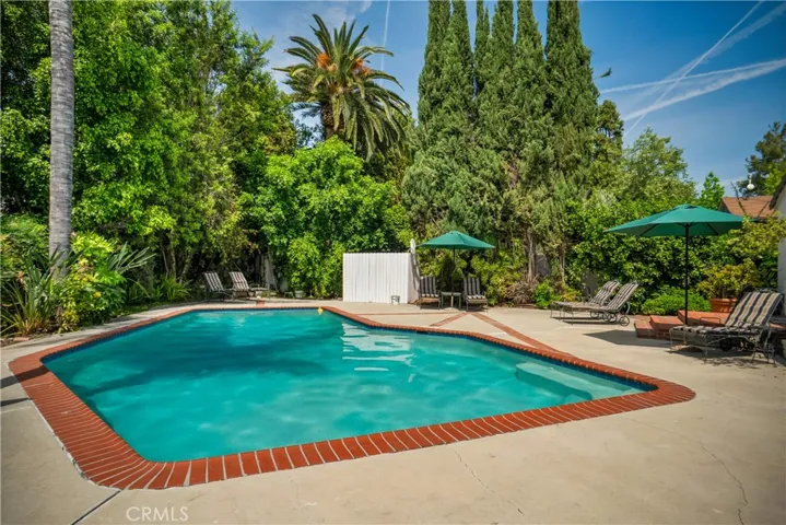 6843 Chisholm, Van Nuys, California 91406