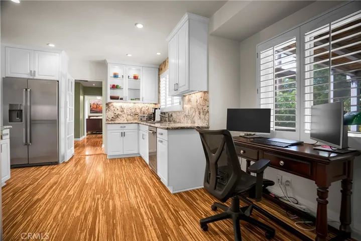 6843 Chisholm, Van Nuys, California 91406