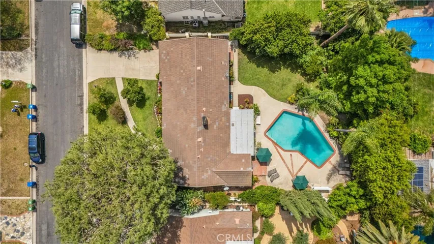 6843 Chisholm, Van Nuys, California 91406