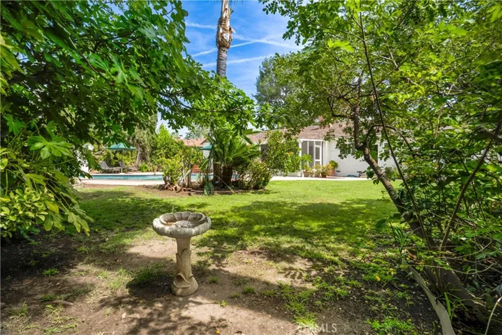 6843 Chisholm, Van Nuys, California 91406