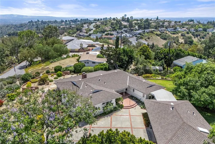 10311 Ladera Senda, North Tustin, California 92705
