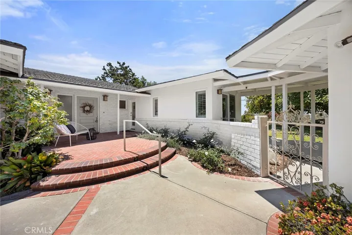 10311 Ladera Senda, North Tustin, California 92705