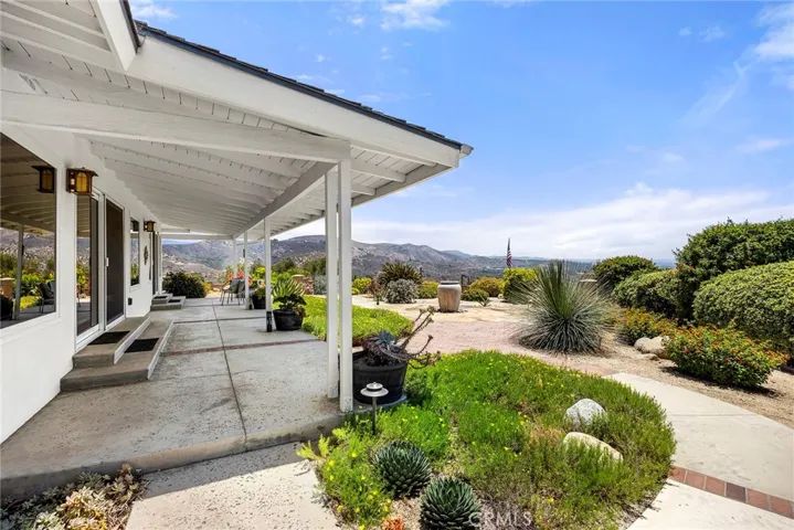 10311 Ladera Senda, North Tustin, California 92705