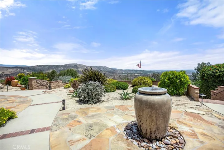 10311 Ladera Senda, North Tustin, California 92705
