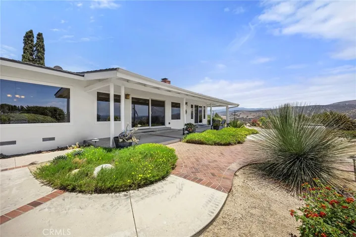 10311 Ladera Senda, North Tustin, California 92705