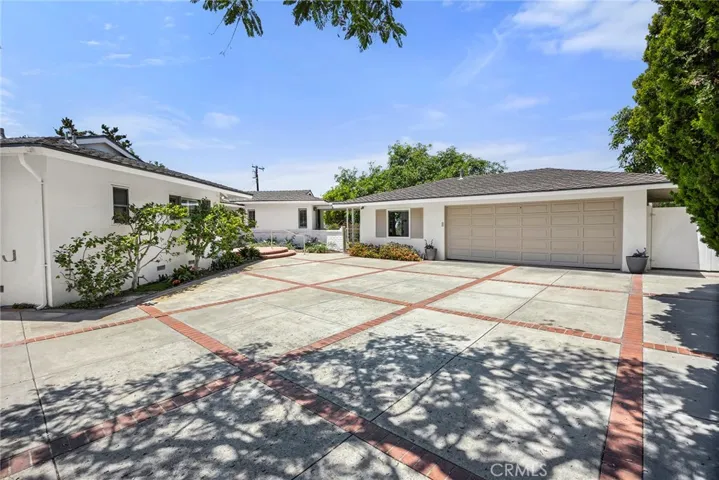 10311 Ladera Senda, North Tustin, California 92705