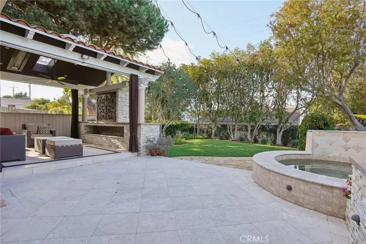1427 19th Street, Manhattan Beach, California 90266