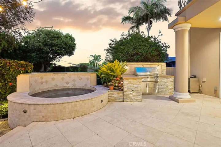 1427 19th Street, Manhattan Beach, California 90266