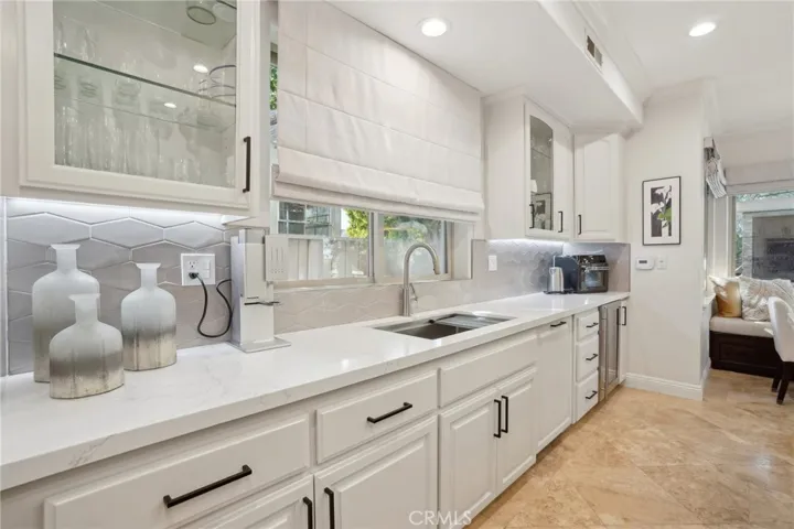 1427 19th Street, Manhattan Beach, California 90266