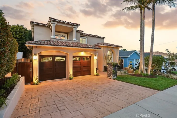 1427 19th Street, Manhattan Beach, California 90266